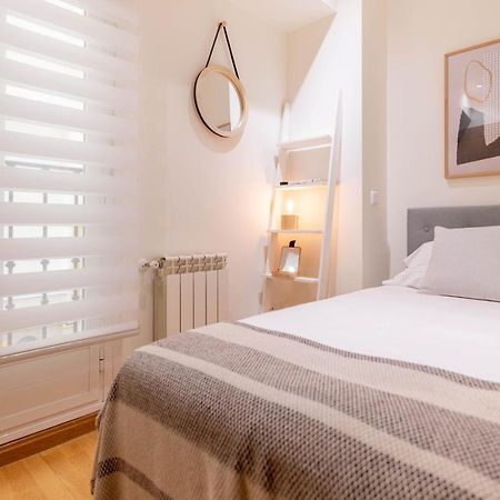 Amazing Apartment In Huertas Madrid Exterior foto